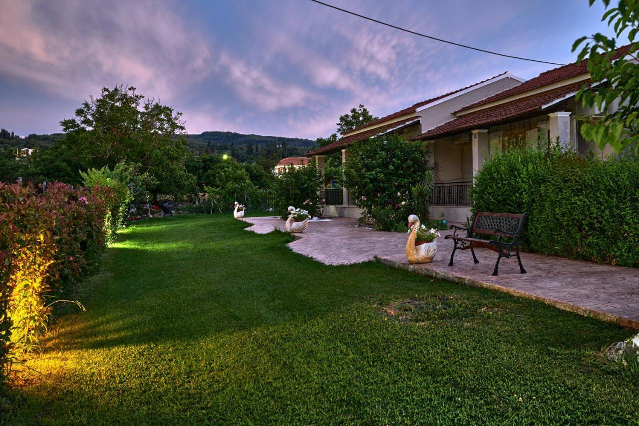 Villa Doreta Roda  Exterior photo